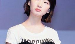 周冬雨最新头条爆料图片,揭秘幕后故事，独家幕后花絮大公开！