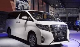 北汽集团最新爆料张春霞,张春霞引领创新，未来汽车产业新篇章即将开启