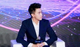 查小欣爆料何猷君的视频,查小欣揭秘背后真相